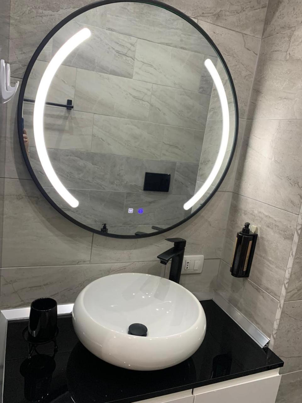 New Valona Apartment City Center Wlora Zewnętrze zdjęcie