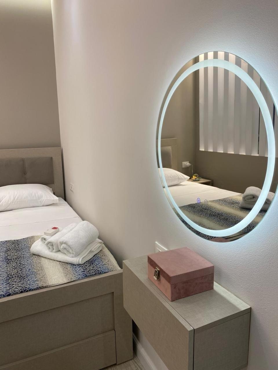 New Valona Apartment City Center Wlora Zewnętrze zdjęcie